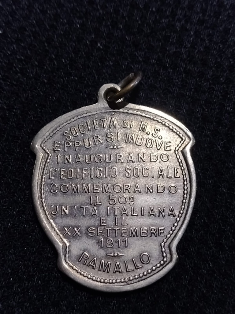 Medalla Sociedad Eppur Si Muove